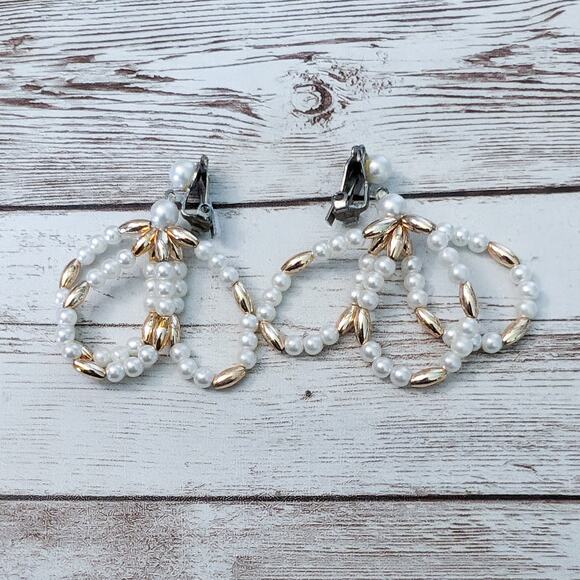 Vintage Clip On Earrings - Faux Pearl & Gold Tone Beaded Dangle - Picture 3 of 8